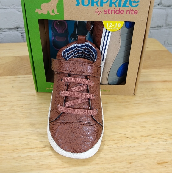 Stride Rite Other - Surprise shoes by Stride Rite